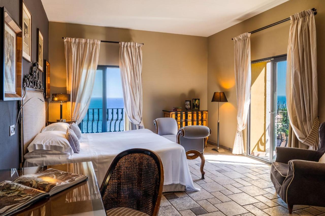 Hotel Villa Carlotta ตาออร์มินา ภายนอก รูปภาพ