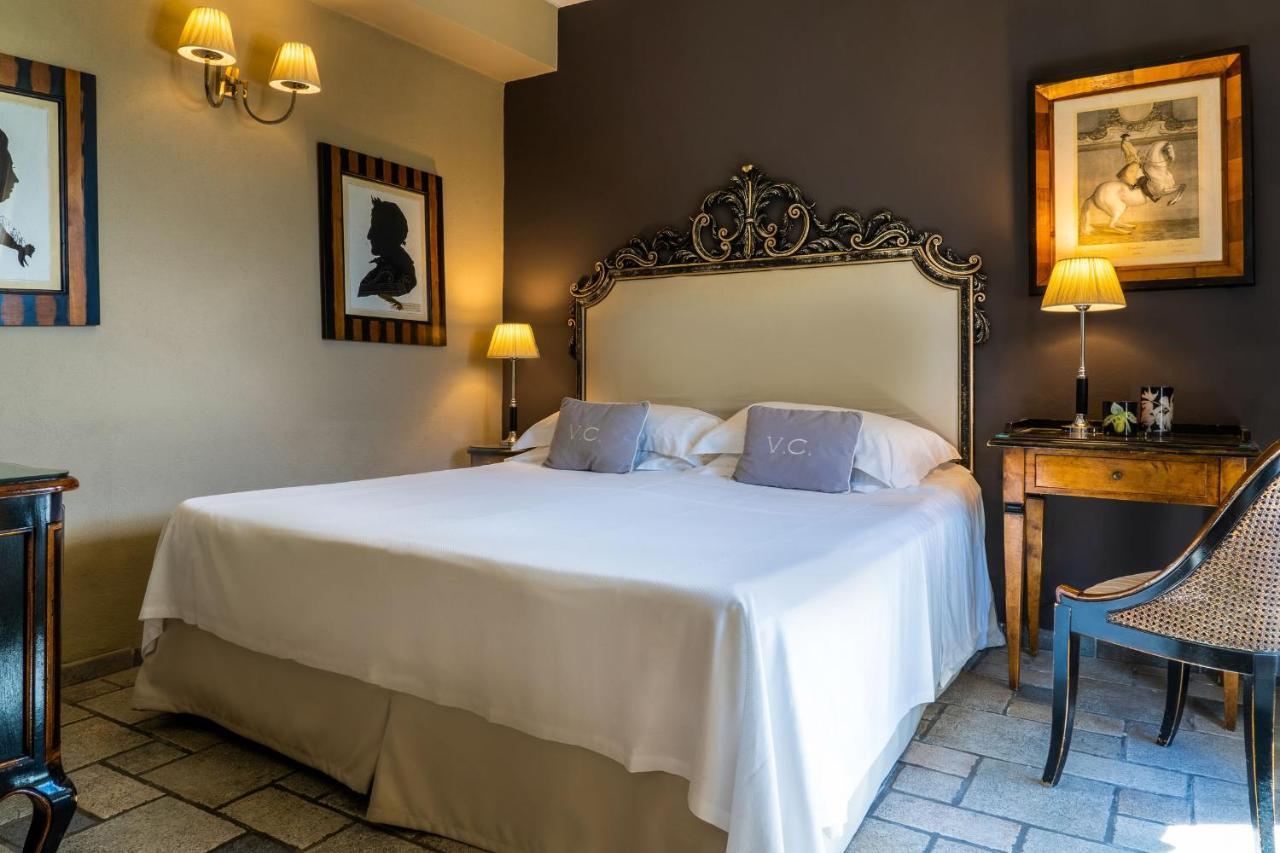 Hotel Villa Carlotta ตาออร์มินา ภายนอก รูปภาพ