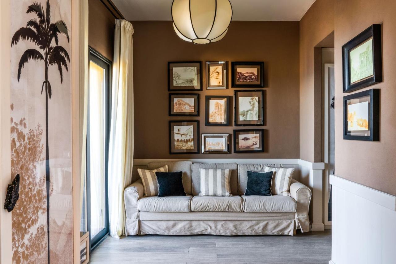 Hotel Villa Carlotta ตาออร์มินา ภายนอก รูปภาพ