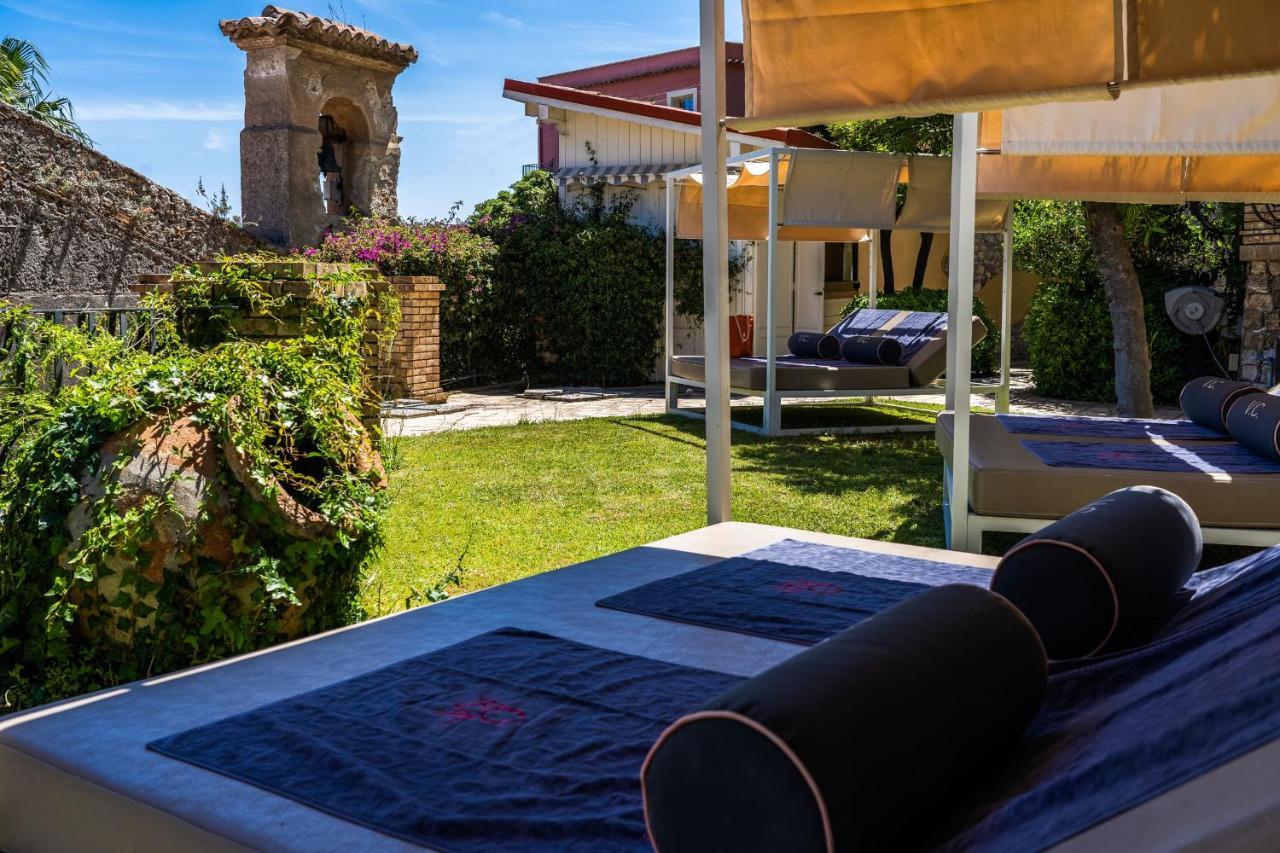 Hotel Villa Carlotta ตาออร์มินา ภายนอก รูปภาพ