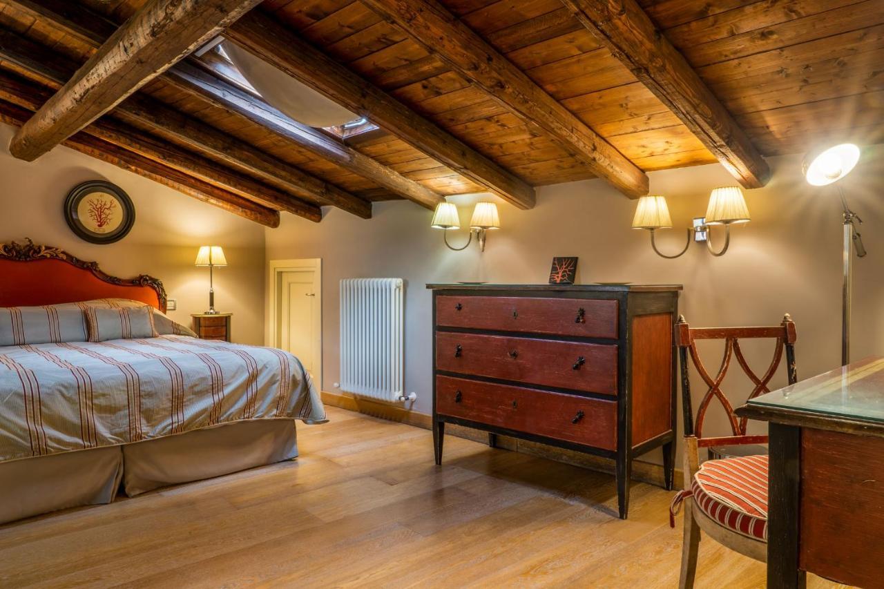 Hotel Villa Carlotta ตาออร์มินา ภายนอก รูปภาพ