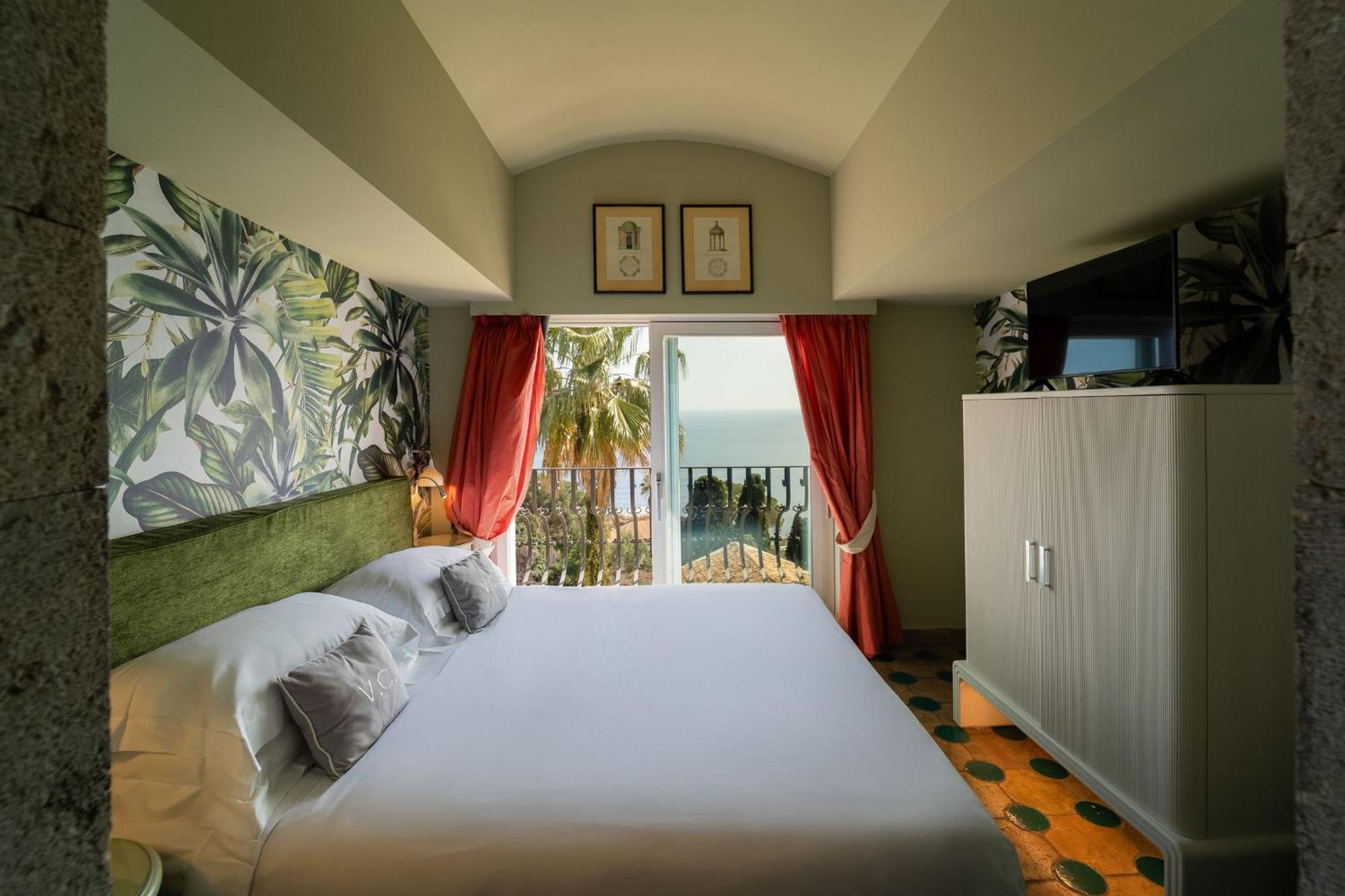 Hotel Villa Carlotta ตาออร์มินา ภายนอก รูปภาพ